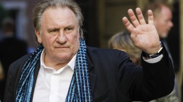 Жерар Депардье получил прописку в Новосибирске