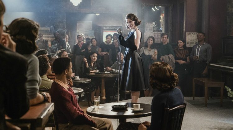 Улыбка, швабра и кровавый нож: эволюция домохозяйки в кино