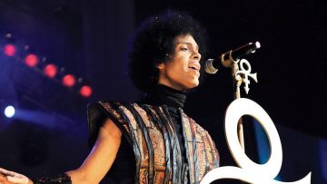 Студия Universal снимет фильм по песням Принса