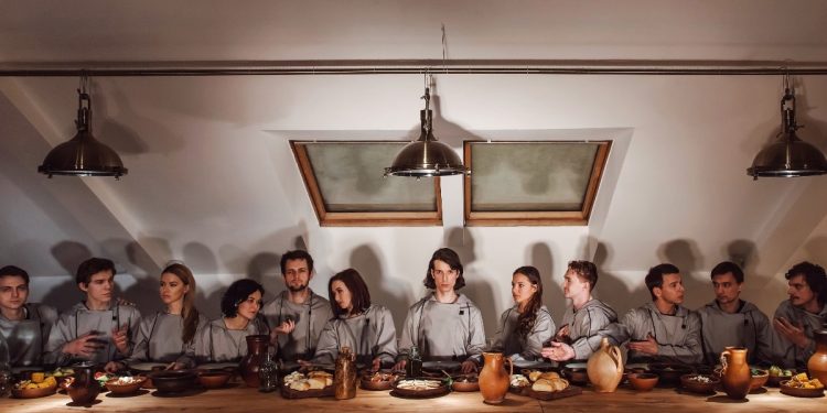 «Зеркало Карлоса Сантоса» — за отражением не спрятаться