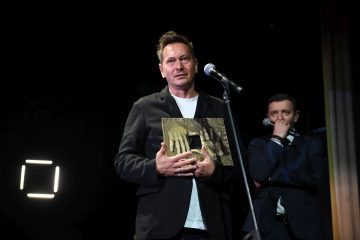 Владислав Опельянц получил премию «Белый квадрат»