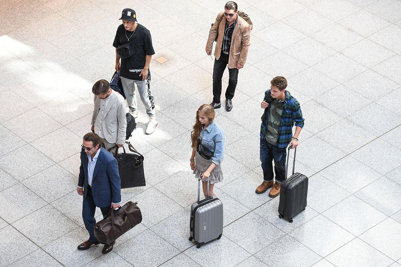 Одиннадцать детей Левина: рецензия на криминальную комедию «Миллиард»