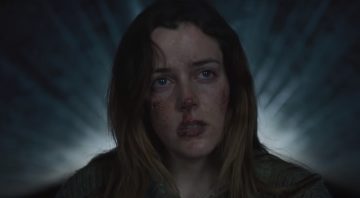 Дочь сектанта: Первый трейлер хоррора «Сторожка» с Райли Кио