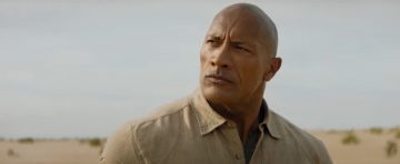 Дэнни ДеВито превращается в Дуэйна Джонсона в первом трейлере «Джуманджи 2»