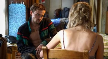 «Бессон прислушивался, но все делал по-своему». Александр Петров рассказал о съемках в «Анне»