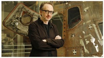 Просто космос: Что мы знаем о режиссере фильма «К звездам» Джеймсе Грее