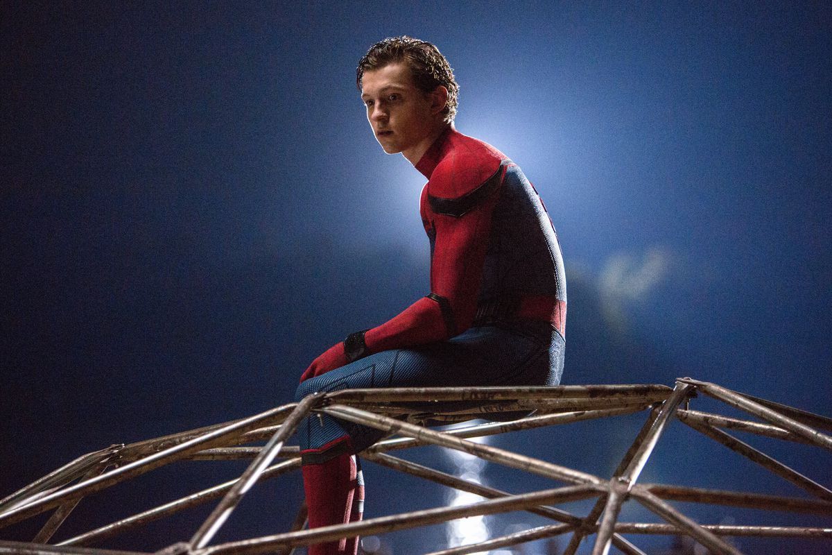 Том Холланд не собирается снимать костюм Человека-паука