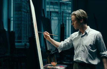 Жизнь жестока — женщины прекрасны: Рецензия на фильм «Работа без авторства»