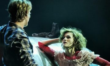 Театр «Модерн» представит новую редакцию спектакля Юрия Грымова NIRVANA