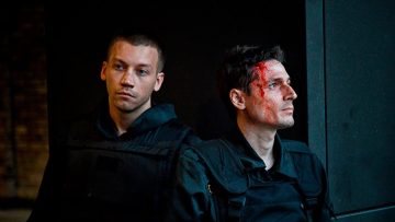 «Пиши о смерти. Это всех волнует»: Опубликован трейлер «Большой поэзии»