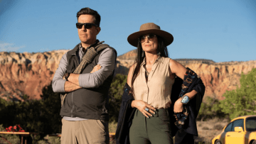 «Корпоративные животные»: Чем пугает черная комедия с Деми Мур