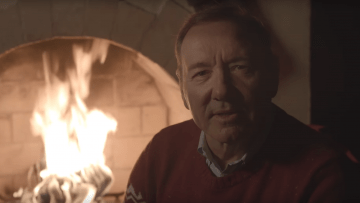 Кевин Спейси вернулся к роли Фрэнка Андервуда, чтобы призывать людей «убивать добротой»