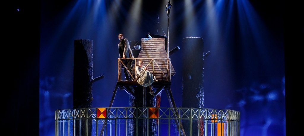 сцена из спектакля "Лес", театр имени Волкова