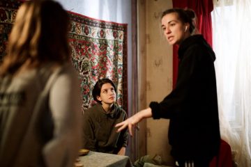 Анна Чиповская в роли пацанки с района: Эксклюзивные фото со съемок драмы «Вмешательство»