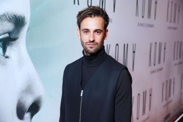 «В девяностых наступила глобальная безвкусица, которая тянется до сих пор»: Интервью с Риналем Мухаметовым