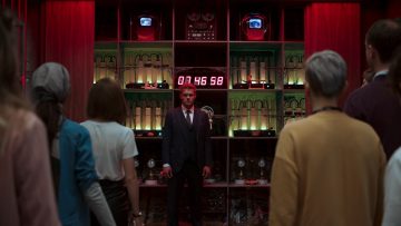 Один звонок — одна продажа: Вышел первый трейлер сериала «Колл-центр» с Яглычем и Табаковым