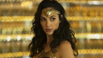 Небо, самолет, девушка: 8 фактов о «Чудо-женщине: 1984»