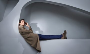 Филипп Янковский – об актерской глубине, секретах брака и успехах детей