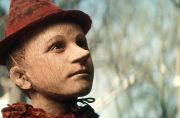 Мальчик из полена: Как из «Пиноккио» получилась сказка для взрослых в стиле Терри Гиллиама