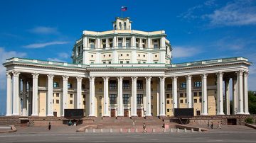 Ко Дню Победы в Театре Армии подготовили сразу несколько проектов