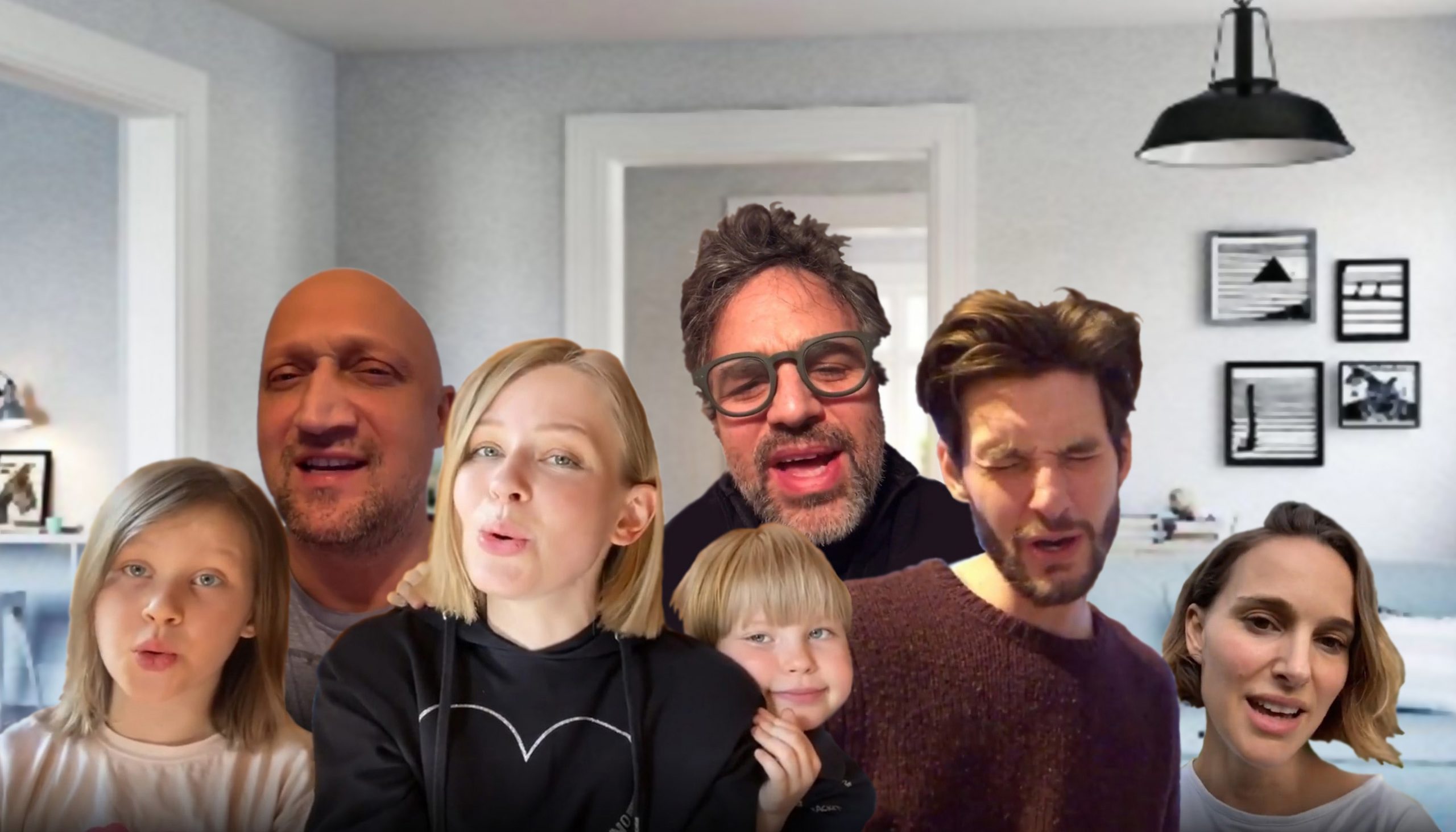 Песни о главном: Как Гадот, Депп и Пересильд поют и музицируют дома