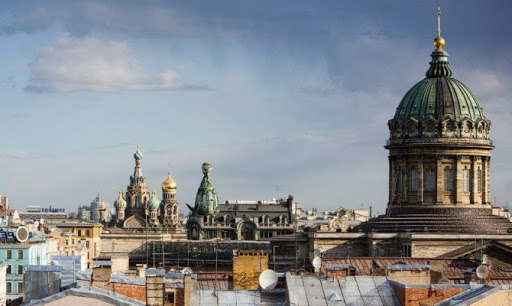 Власти Санкт-Петербурга разрешили возобновить съемки фильмов и сериалов