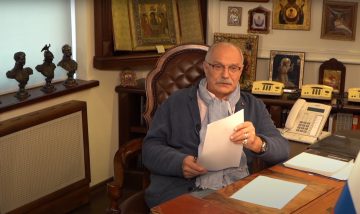 Опасность онлайн-обучения и Единого федерального реестра — в новом выпуске «БесогонТВ»