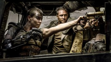 «Это было безумием»: Шарлиз Терон рассказала о сложных отношениях с Томом Харди