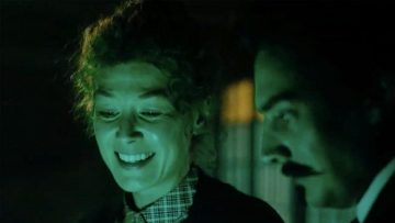 Жизнь химика Марии Склодовской-Кюри в трейлере байопика «Опасный элемент»