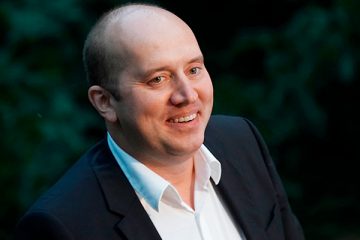 Режиссер «Горько!» начал съемки новой комедии с Сергеем Буруновым и Анной Михалковой