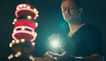 Появился отрывок супергеройского фильма Netflix с Джозефом Гордоном-Левиттом