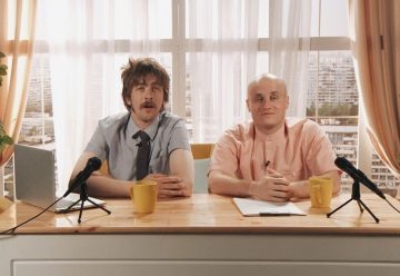 Александр Паль и Никита Кукушкин запустили «Утреннюю передачу» с отсылками к телевизионным шоу