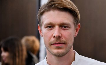 Никита Ефремов признался, что в детстве стал жертвой сексуальных домогательств со стороны мужчины