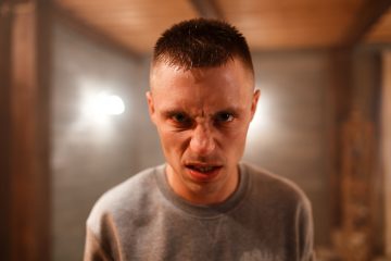 Безумный белорусский хоррор «Спайс Бойз» со звездой «Елок» покажут на 42-м ММКФ