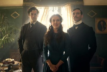 Звезда «Очень странных дел» Милли Бобби Браун лично инициировала производство «Энолы Холмс»