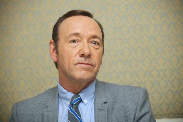 Фэй Данауэй поддержит возвращение Кевина Спейси в кино