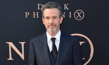 Продюсер «Людей Икс» адаптирует для больших экранов сериал «Звездный крейсер «Галактика»