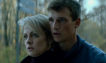 Мокрая мистика с Полиной Максимовой: Первый трейлер триллера «Бег»