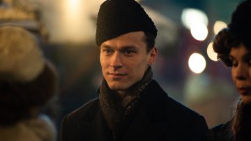 Джонни Депп вдохновил Юру Борисова на роль в «Серебряных коньках»