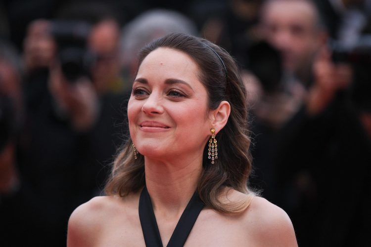 Как добилась успеха в Голливуде француженка Марион Котийяр