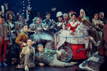 «Соломенная шляпка»: Праздник к нам приходит