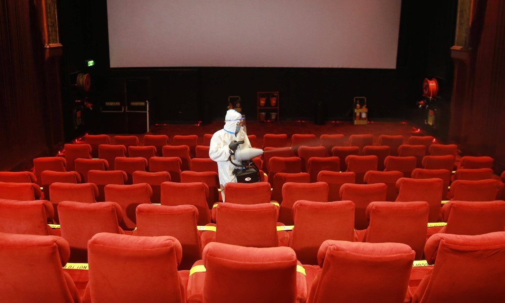 Кинотеатры и театры в Москве повысили заполняемость залов до 50%