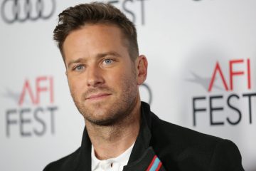 Арми Хаммер выбыл из экшен-комедии с Дженнифер Лопес и исторического сериала с Джулией Робертс