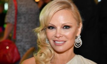 Памела Андерсон вышла замуж за своего телохранителя