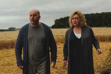 Новые кадры в трейлере комедии с Буруновым и Ароновой «Пара из будущего» 