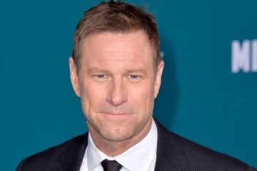 Аарон Экхарт сыграет президента, DOTA получит аниме-сериал