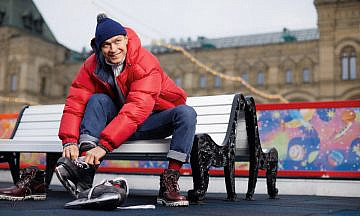 «АК-47 понятен даже идиоту»: Юра Борисов о любви, наградах и Калашникове