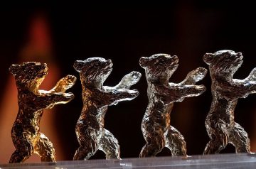 Главный приз Берлинале получил румынский фильм про слитое в сеть эротическое видео