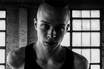 Глеб Калюжный сыграет главную роль в мелодраме о современных Ромео и Джульетте