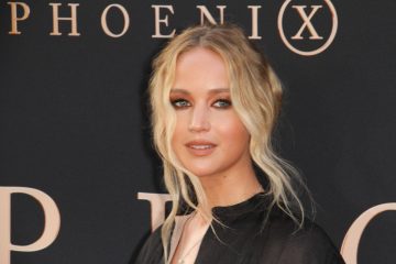 Дженнифер Лоуренс впервые стала матерью